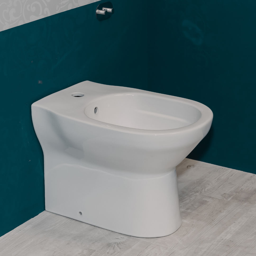 Coppia sanitari Candy: bidet + WC filo muro con sedile soft close