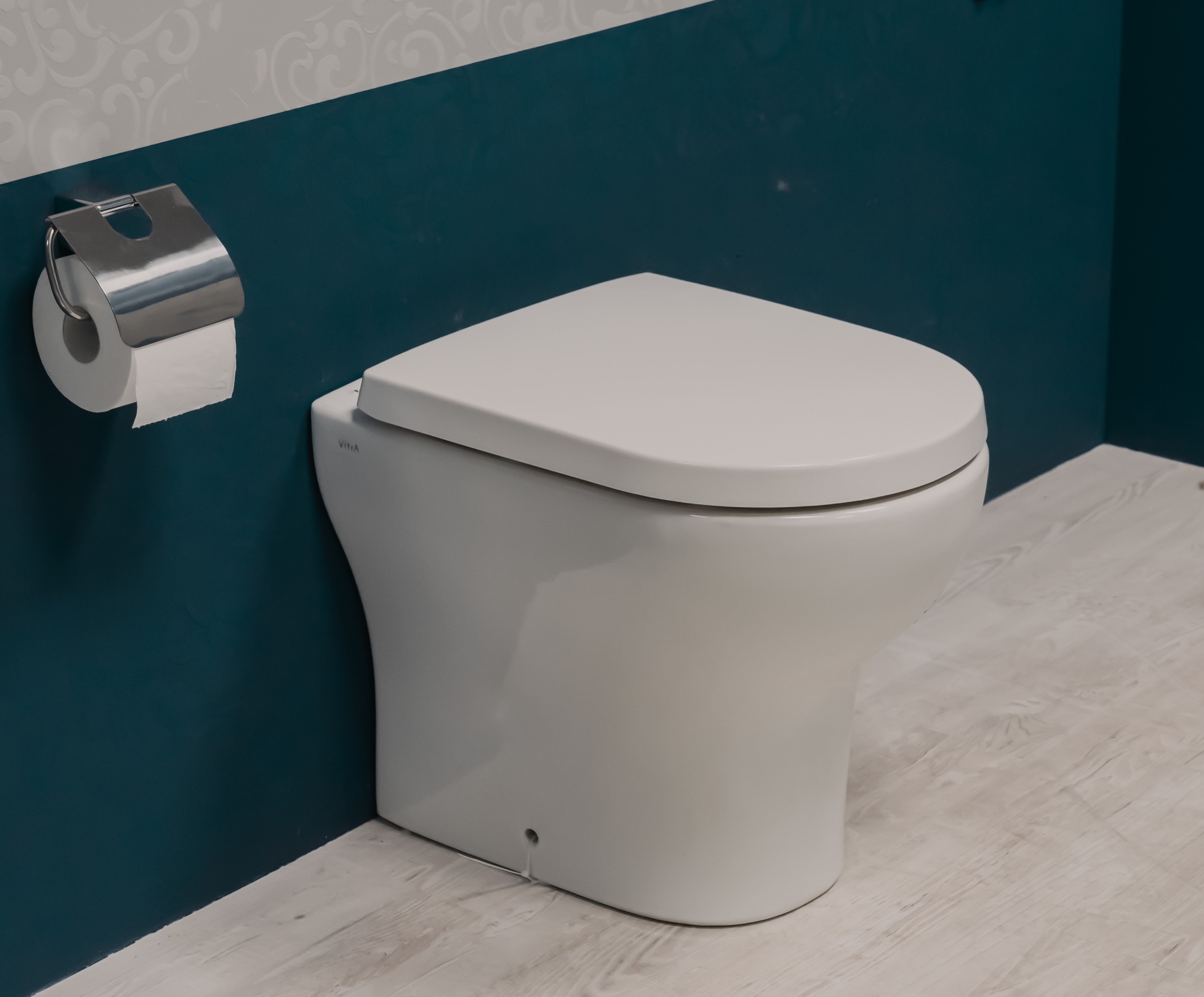 WC filomuro con sedile softclose Zentrum